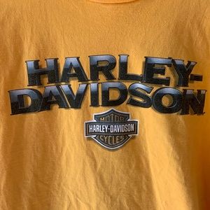 Vintage Harley Davidson Cycles Gold Tee. Mens M.